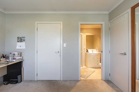 Photo of property in 9h Denver Place, Hamilton East, Hamilton, 3216