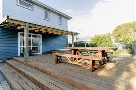 Photo of property in 20 Union Street, Foxton, 4814