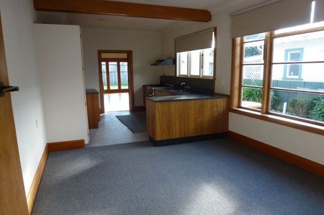 Photo of property in 24 Milverton Avenue, Hokowhitu, Palmerston North, 4410