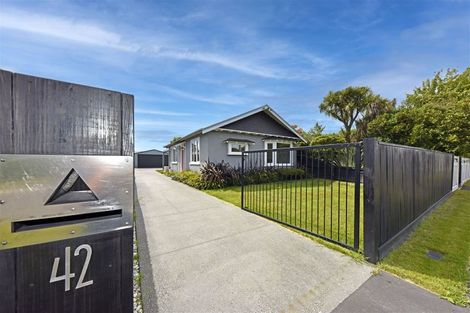 Photo of property in 42 Petrie Street, Richmond, Christchurch, 8013