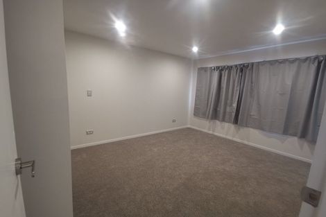 Photo of property in 55 Mangere Road, Otahuhu, Auckland, 1062