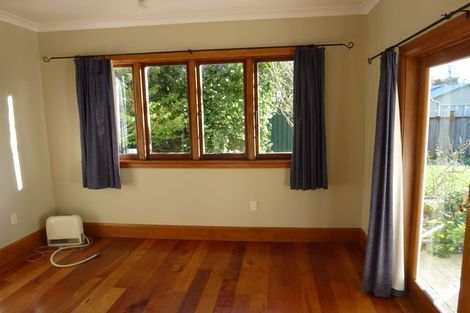 Photo of property in 24 Milverton Avenue, Hokowhitu, Palmerston North, 4410