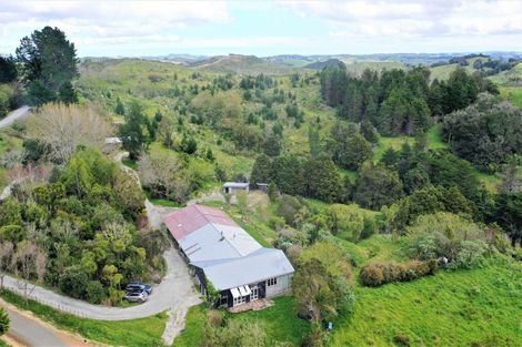 Photo of property in 656 Bickerstaffe Road, Maungaturoto, 0587
