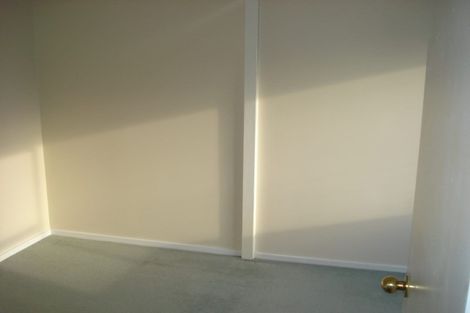 Photo of property in 58 Guadeloupe Crescent, Grenada Village, Wellington, 6037