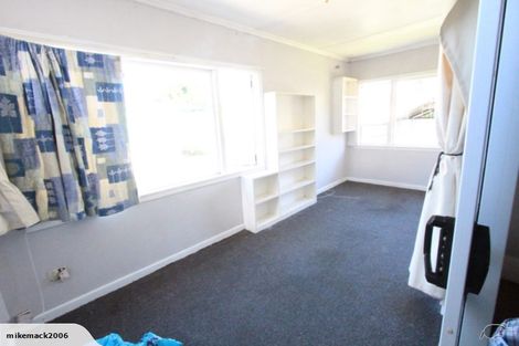 Photo of property in 23 Earlsworth Road, Mangere East, Auckland, 2024