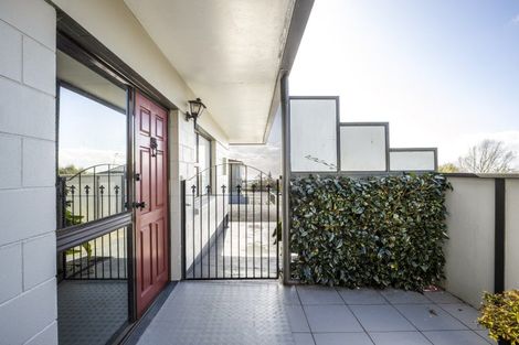 Photo of property in 73b South Road, Blagdon, New Plymouth, 4310