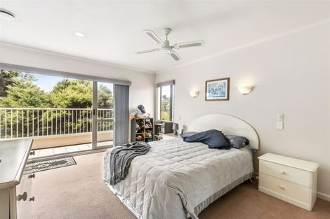 Photo of property in 6 Pounamu Avenue, Greenhithe, Auckland, 0632