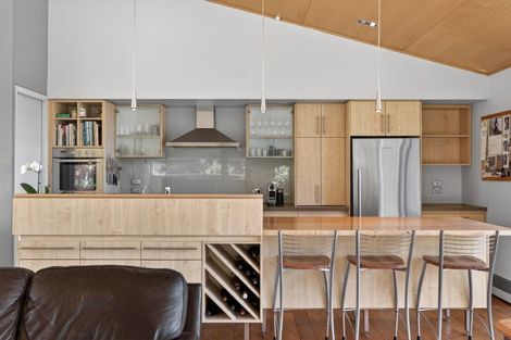 Photo of property in 52 Kirimoko Crescent, Wanaka, 9305