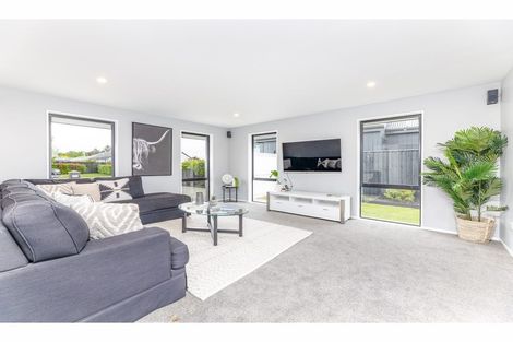 Photo of property in 23 Carpenter Drive, Prebbleton, 7604