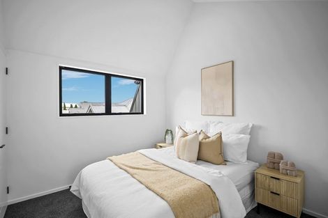 Photo of property in 2/152 Hills Road, Edgeware, Christchurch, 8013