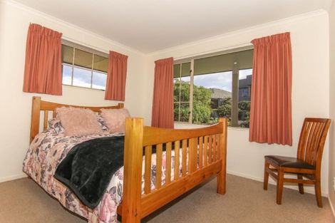 Photo of property in 10 Coutts Place, Mapua, 7005