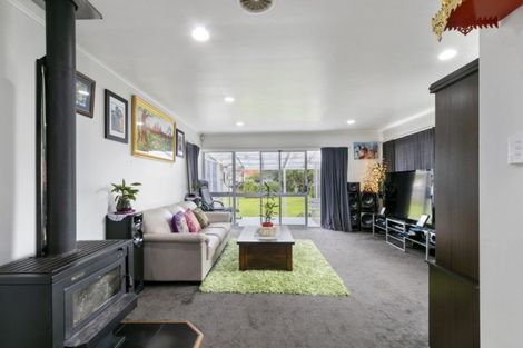 Photo of property in 47 Wellington Road, Wainuiomata, Lower Hutt, 5014