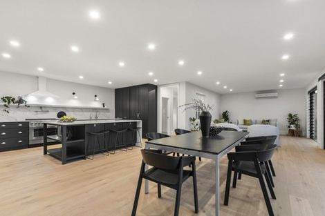 Photo of property in 16 Island View Terrace, Cockle Bay, Auckland, 2014