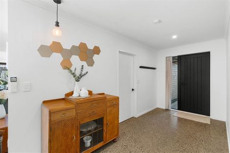 Photo of property in 25 Katrine Drive, Marshland, Christchurch, 8083