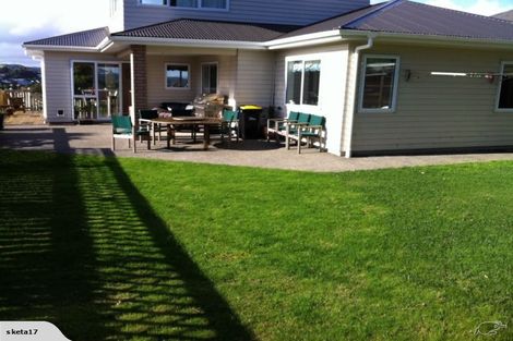 Photo of property in 58 Nicholson Road, Khandallah, Wellington, 6035