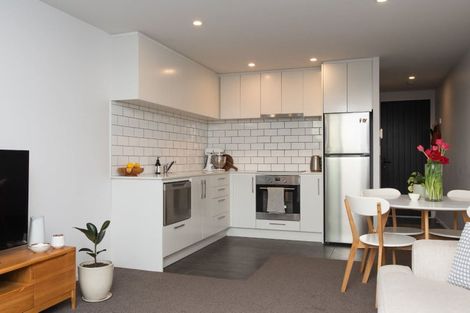 Photo of property in 1036g Colombo Street, St Albans, Christchurch, 8014