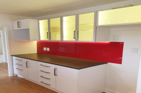 Photo of property in 69a Powrie Street, Glenfield, Auckland, 0629