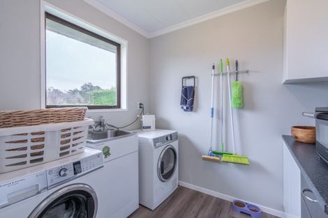 Photo of property in 240 Dunns Road, Otatara, Invercargill, 9879