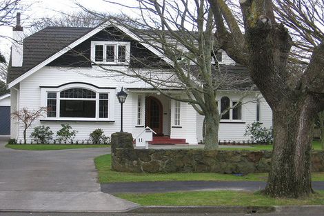 Photo of property in 11 Elmira Avenue, Hokowhitu, Palmerston North, 4410