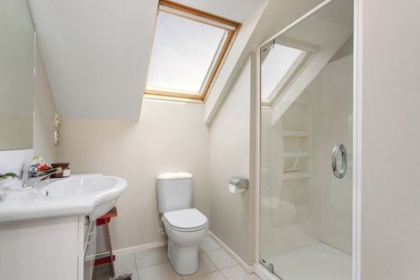 Photo of property in 69 Jeffreys Road, Fendalton, Christchurch, 8052