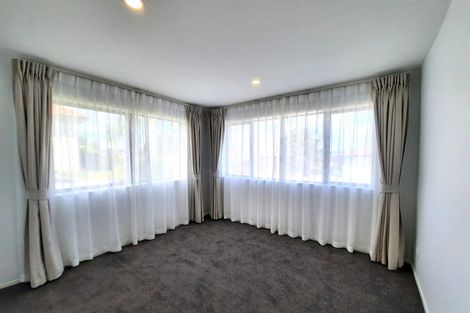 Photo of property in 129b Alec Craig Way, Gulf Harbour, Whangaparaoa, 0930