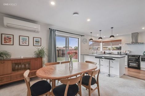 Photo of property in 15 Chilton Drive, Mairehau, Christchurch, 8052