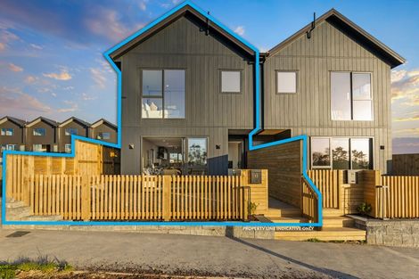Photo of property in 12 Mairehau Street, Westgate, 0814