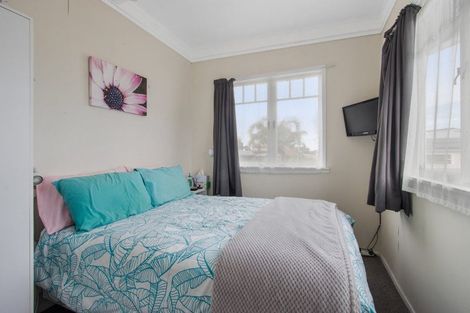 Photo of property in 54 Athenree Road, Athenree, Katikati, 3177