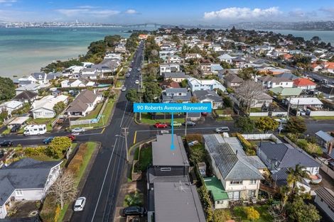 Photo of property in 90 Roberts Avenue, Belmont, Auckland, 0622