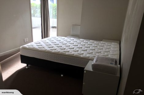Photo of property in Tower Hill Apartments, 2b/1 Emily Place, Auckland Central, Auckland, 1010