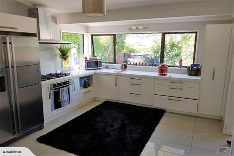 Photo of property in 79 Hinau Street, Riccarton, Christchurch, 8041