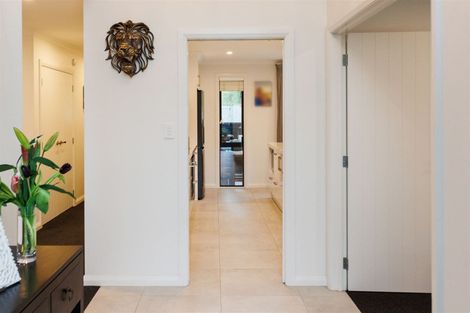 Photo of property in 5 Freedom Drive, Kelvin Grove, Palmerston North, 4414