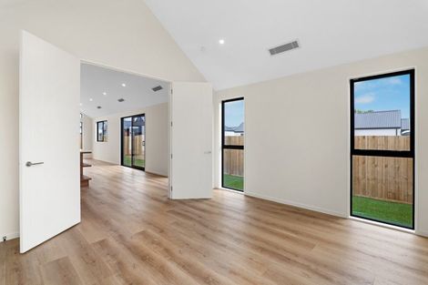 Photo of property in 52 Matamoe Drive, Halswell, 8025