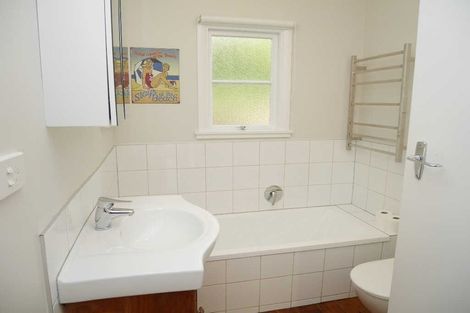 Photo of property in 179 Raumati Road, Raumati Beach, Paraparaumu, 5032