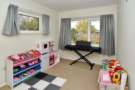 Photo of property in 190 Grimseys Road, Redwood, Christchurch, 8051