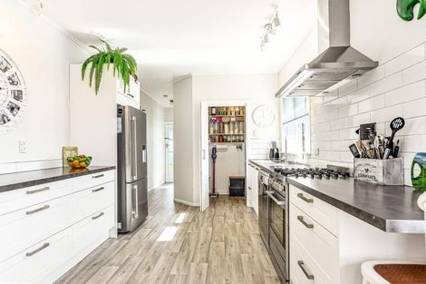 Photo of property in 146 Rifle Range Road, Dinsdale, Hamilton, 3204