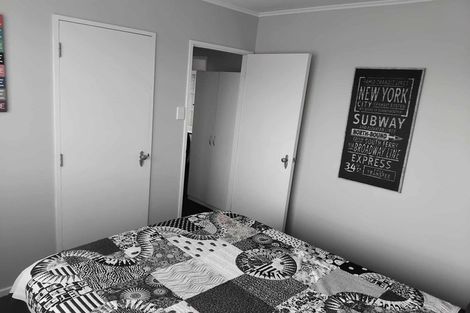 Photo of property in 70a Featherston Street, Takaro, Palmerston North, 4412