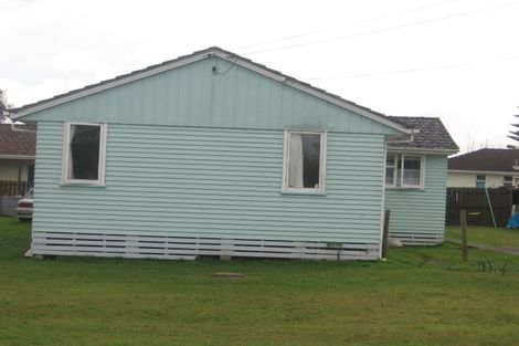 Photo of property in 13 Calvert Street, Papakura, 2110