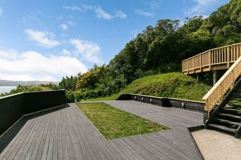 Photo of property in 8 Countess Close, Maupuia, Wellington, 6022