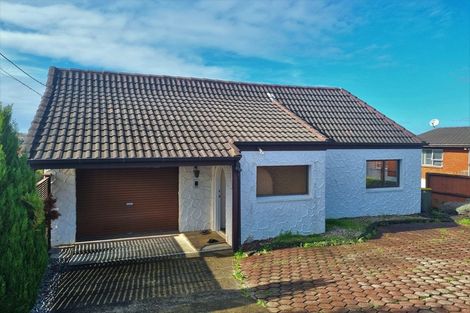 Photo of property in 1/177 Forrest Hill Road, Forrest Hill, Auckland, 0620