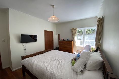 Photo of property in 15 Mertoun Terrace, Highbury, Wellington, 6012