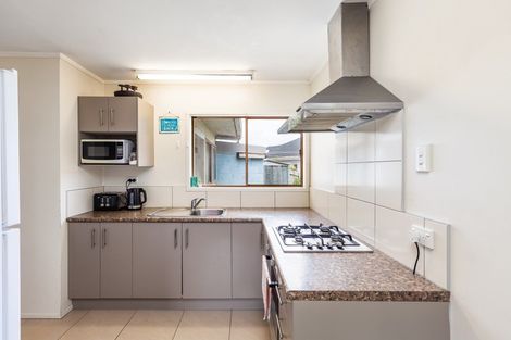 Photo of property in 3/11 Abercrombie Street, Howick, Auckland, 2014