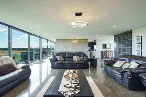 Photo of property in 89 Sunrise Drive, Seaward Bush, Invercargill, 9812