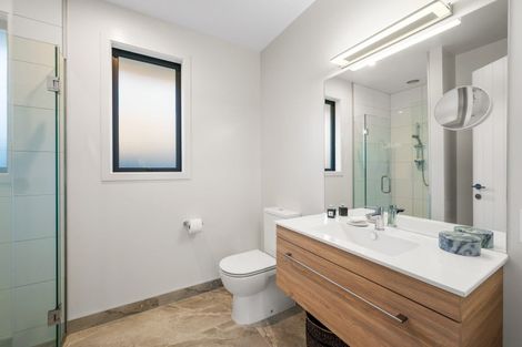 Photo of property in 219 Aubrey Road, Wanaka, 9305