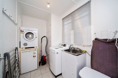 Photo of property in 32 Hunter Street, Hawera, 4610