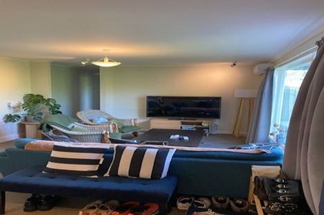 Photo of property in 12 Harland Street, Brooklyn, Wellington, 6021