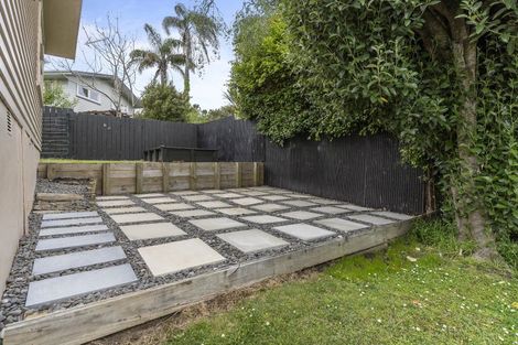 Photo of property in 22 Robbies Road, Shelly Park, Auckland, 2014