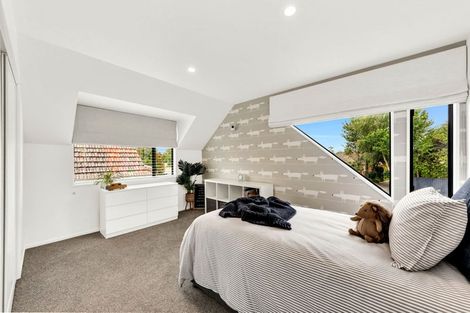 Photo of property in 9 Clyde Road, Upper Riccarton, Christchurch, 8041