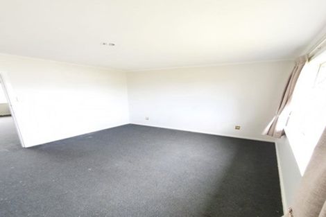 Photo of property in 12 Igloo Place, Red Hill, Papakura, 2110