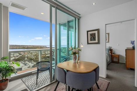Photo of property in Sentinel Apartments, 1705/3 Northcroft Street, Takapuna, Auckland, 0622